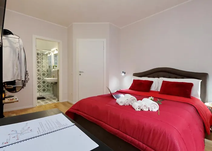 לינה וארוחת בוקר Termini Terrace 4*
